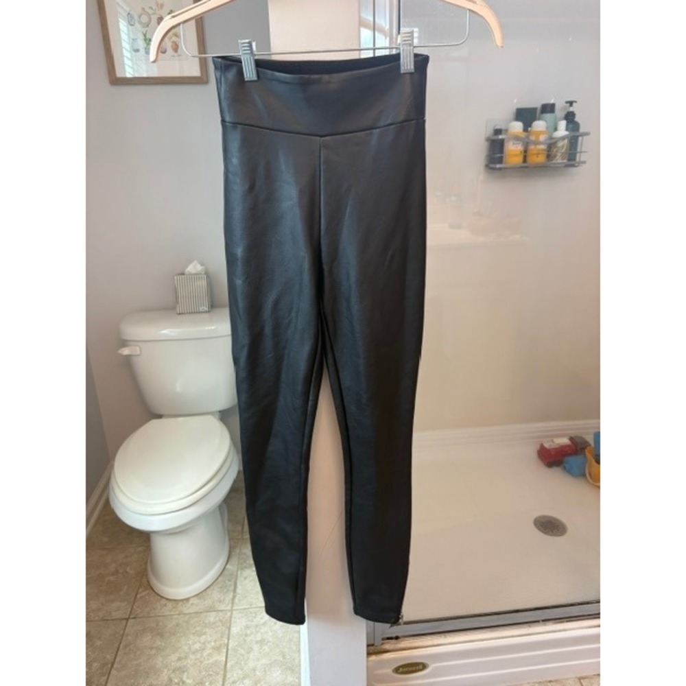 Abercrombie & Fitch Faux Leather Leggings XXS Black High Rise Ankle Zip